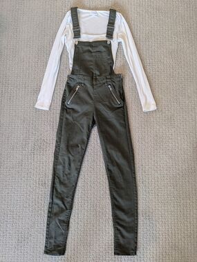 H&M Utility Olive Green Skinny Overalls | Women's Size 2 | Stretch Dungarees